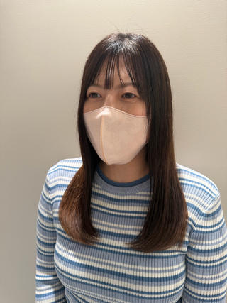 セミロング パーマ コテ巻きパーマ 阪上 沙織のヘアスタイル