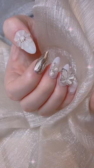 #成人式#キラキラネイル#蝶々