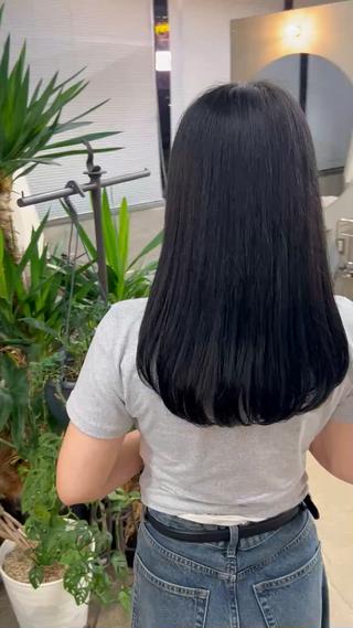 ロング サワムラ ソナタのヘアスタイル