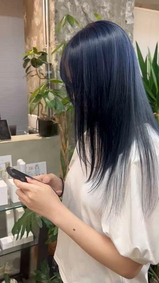 ロング サワムラ ソナタのヘアスタイル