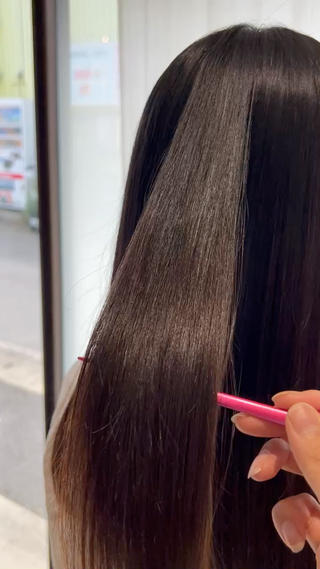 ロング カラー パーマ 染谷 菜摘のヘアスタイル