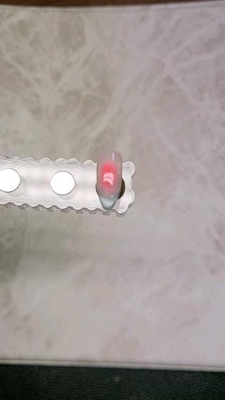 非常に、細かなマグネットネイルフレンチです。️ 