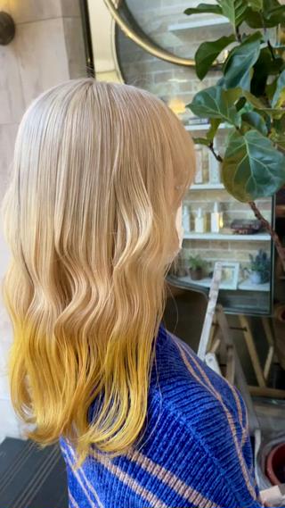 ホワイトブロンド×ハニーイエロー 