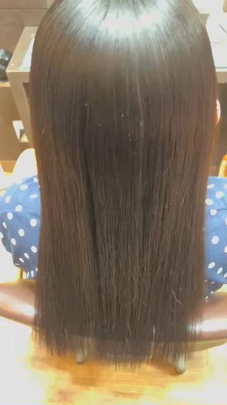 カット+美髪縮毛矯正です
栄養補給しながら塗り分け、毛先までしっかりと伸ばし、ウル艶髪に
髪質改善専門店での勤務履歴もありますので他店でお断りされた方でも一度ご相談下さいませ