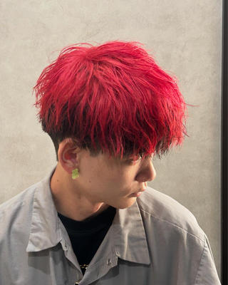 アウターカラー×無造作マッシュツイスパ