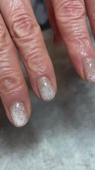 ネイル 【LINON】 airiのネイルデザイン