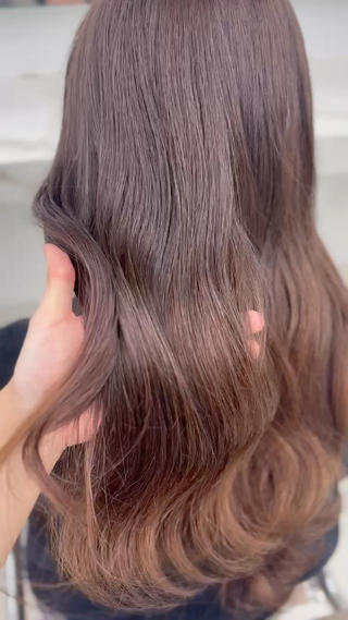 ロング カラー 🎀 ほんだ ことね 🎀のヘアスタイル