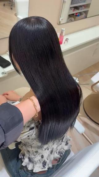 treatmentも一緒すると暗髪でもつやんつやんになります