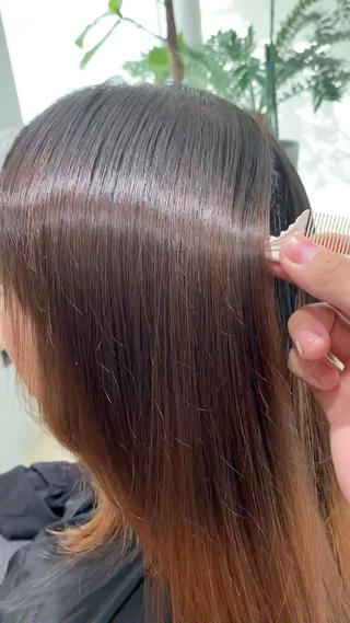 セミロング レイヤー/韓国風/ 縮毛矯正/沖谷航のヘアスタイル