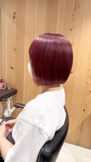 ボルドーカラー切りっぱなしボブ
ブリーチ回～ 