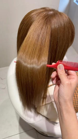 まとまりと艶感UPダメージレス縮毛矯正