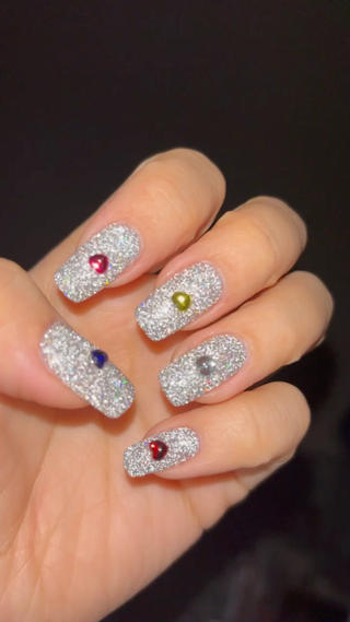 パーツ代は別途頂戴致します。