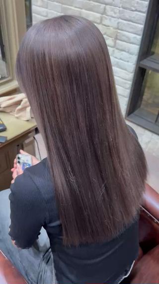 ロング カラー カットパーマ3000 円/水曜日モデルのヘアスタイル