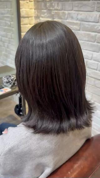 赤味オレンジ味を消した、

透け感オリーブカラー 