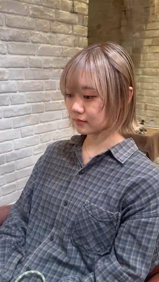 ショート カラー カットパーマ3000 円/水曜日モデルのヘアスタイル