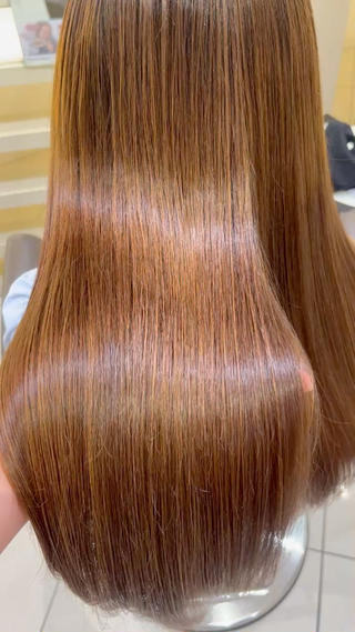 【スペシャル豪華組み合わせ】
癒しのひとときに
炭酸シャンプー15分ヘッドスパオージュア4ステップトリートメント
おすすめの方
お仕事帰りの方
疲れを取りたい方
頭皮の凝りと共にさら艶髪にしたい方
ヘアケアをしたい方