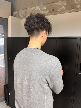 パーマ r i i / メンズカットのヘアスタイル