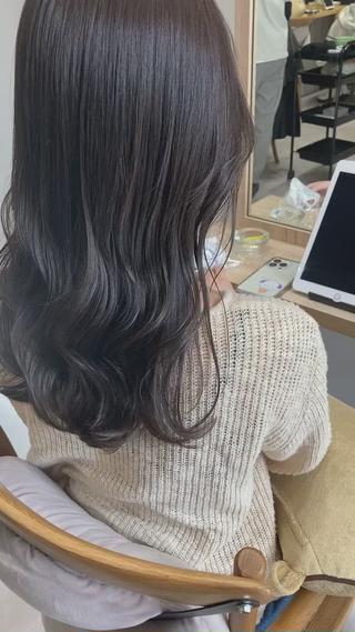 セミロング ✨色持ちの良い艶 カラー✨蟹江真世のヘアスタイル