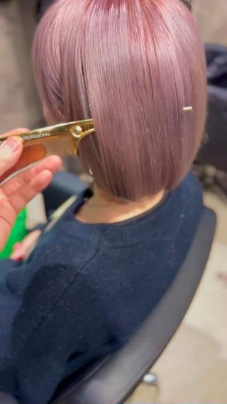 ショート カラー _WHITE京橋店所属・髪質改善_WHITE RYUSUKEのヘアスタイル