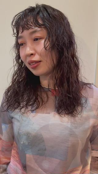 セミロング パーマ eri kinjoのヘアスタイル