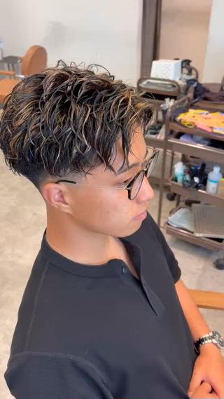 ショート カラー パーマ メンズ 中島 耀一朗のヘアスタイル