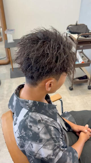 ショート パーマ メンズ 中島 耀一朗のヘアスタイル