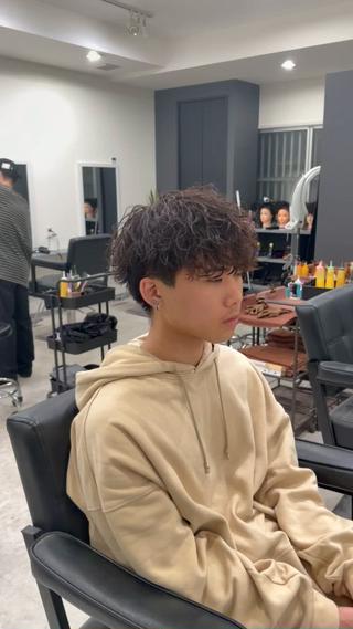 ショート パーマ メンズ Crew's WIND by CIEL所属・渡邉 勇樹のヘアスタイル