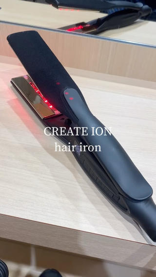 酸性縮毛矯正/ ホッタケイシのヘアスタイル