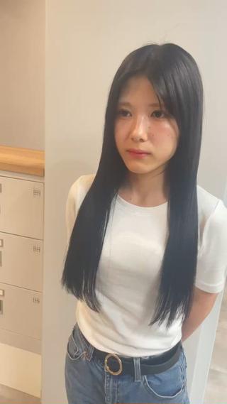 ロング 山浦司颯/ カラー/レイヤーのヘアスタイル