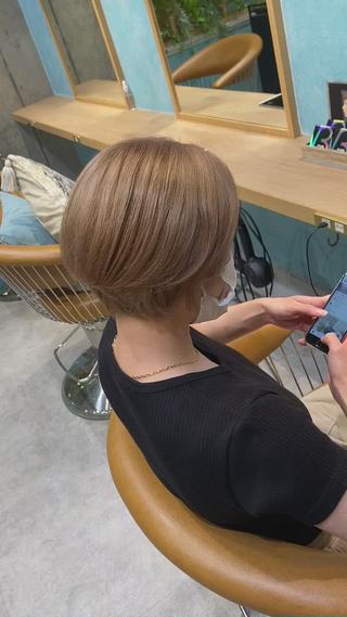 ショート カラー 🌈ブリーチ特化🌈 MINATOのヘアスタイル