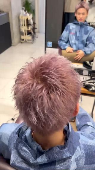 カラー ️💜akari💜 ハイトーン/レイヤーのヘアスタイル