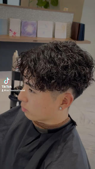 ショート パーマ 上野 泰誠のヘアスタイル