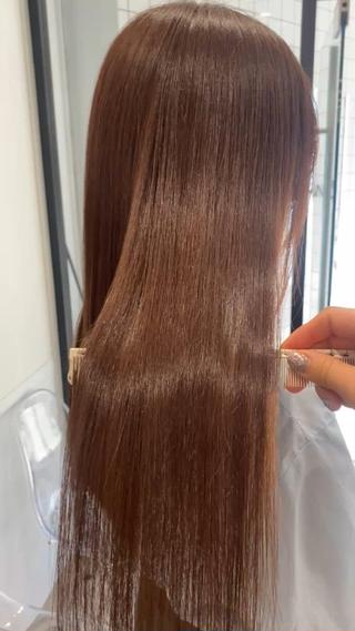 暗いけど透明感のあるカラーにしませんか?
#髪質改善 #トリートメント #八王子駅 #ヘアカラー #デザインカラー #髪質改善トリートメント #ツヤ感 #八王子 #八王子駅 #ZEST #emu #暗髪 #韓国カラー #暗髪カラー