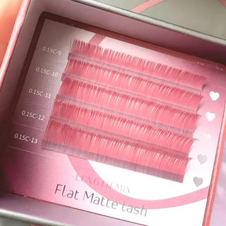 マツエク・マツパ ヘアアンドステ  シラトリ所属・シラトリ カヨのマツエク・マツパデザイン