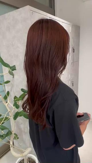 秋冬大人気【cherry brown】
光に当たるとほんのり赤みが透けて大人っぽく色っぽい韓国ヘアに