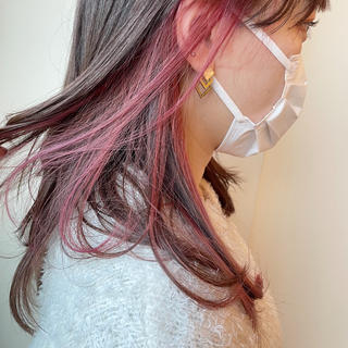 ショコラグレージュいちごミルクのインナーカラー 