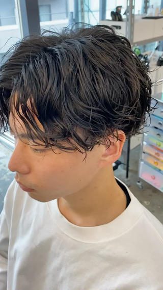 センターパート×ツイストスパイラルパーマMIX