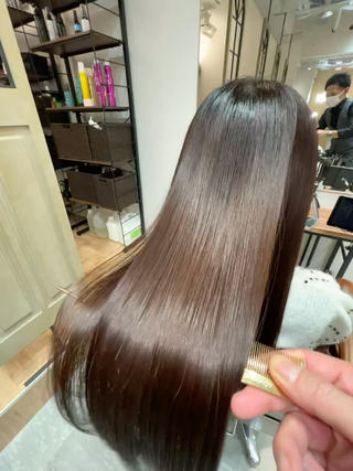 くせ毛、ダメージ毛お悩みの方を縮毛矯正＆髪質改善で解決します♪トリートメントやイルミナカラー、オーガニックカラー、グレイカラー、ブリーチ、ダブルカラー種類豊富。ブリーチ縮毛矯正やビビり毛を髪質改善ご相談下さい。[南砂町/東陽町/木場/門前仲町] 