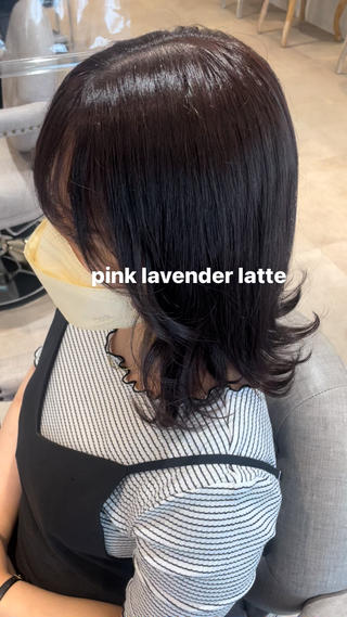 ピンクとラベンダーを仕込んだラテカラーとっても女の子らしい可愛さが詰まっててかわいいです
みんなが憧れる女の子に