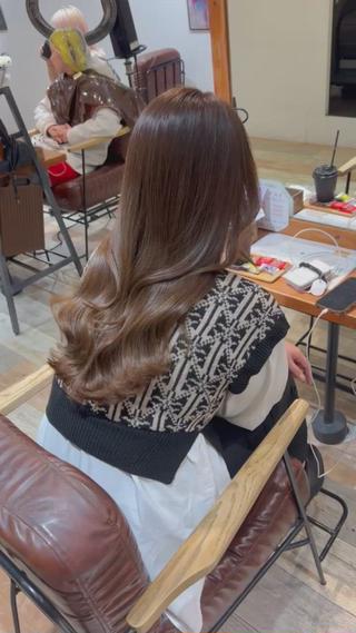 ロング カラー 韓国風・ブリーチなし ・あり後藤 一斗店長のヘアスタイル