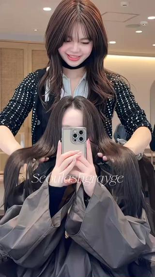 セミロング カラー 韓国技術習得者🩰 narumi🤍のヘアスタイル