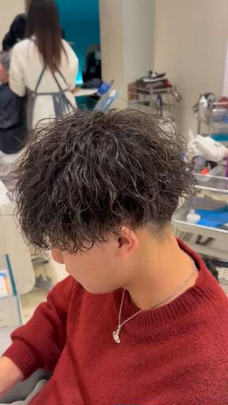 パーマ メンズ メンズパーマ 副店長ユウタのヘアスタイル