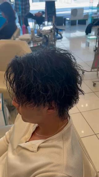 パーマ メンズ メンズパーマ 副店長ユウタのヘアスタイル