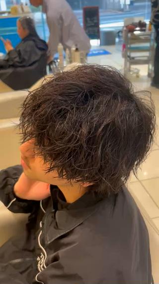パーマ メンズ メンズパーマ 副店長ユウタのヘアスタイル