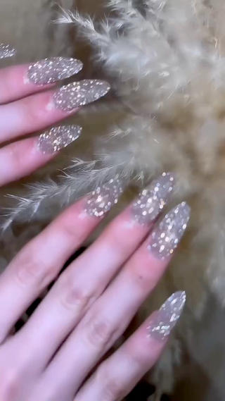 常に人気のメニューです♡


フラッシュネイルサロン
キラキラネイル 