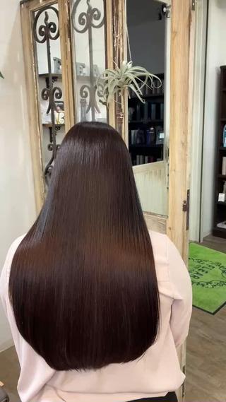 ツヤサラぷつんとカット 