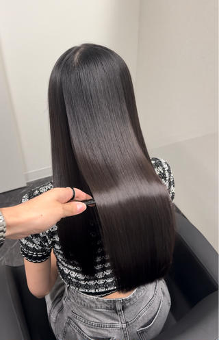 ロング カラー パーマ ヘアアレンジ メンズ キッズ 髪質改善Ⅰ透明感 艶カラーⅠたつやのヘアスタイル