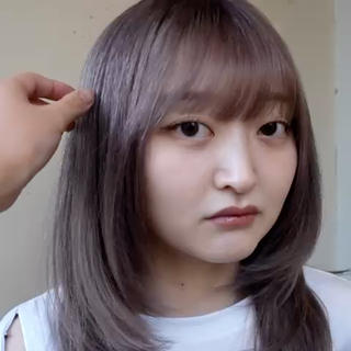 ロング カラー WATER所属・ハイトーン/ベージュ 𝙨𝙖𝙠𝙞のヘアスタイル