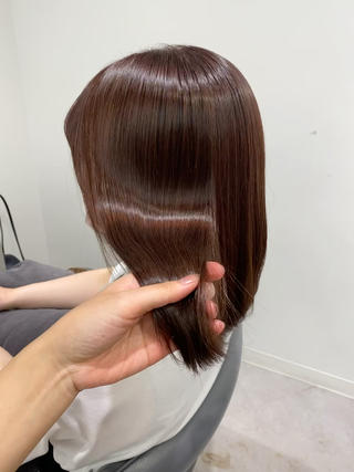 ツヤツヤでトゥルントゥルンすぎる髪の毛お見せします