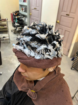 ︎ピンパーマショート


#メンズカット#メンズパーマ#メンズカラー#メンズショート#スパイキーショート#ハードパーマ#プードルパーマ#波巻きパーマ#メンズカラー#ハイライトパーマ#ブリーチ#ダブルカラー#メンズインナーカラー#インナーカラー#ケアブリーチ#イルミナカラー#イノアカラー#オイルカラー#ダメージレスカラー#艶髪#髪質改善#サイエンスアクア#サイエンスアクアトリートメント#髪質#カットモデル#前髪カット#渋谷美容室#渋谷美容師 